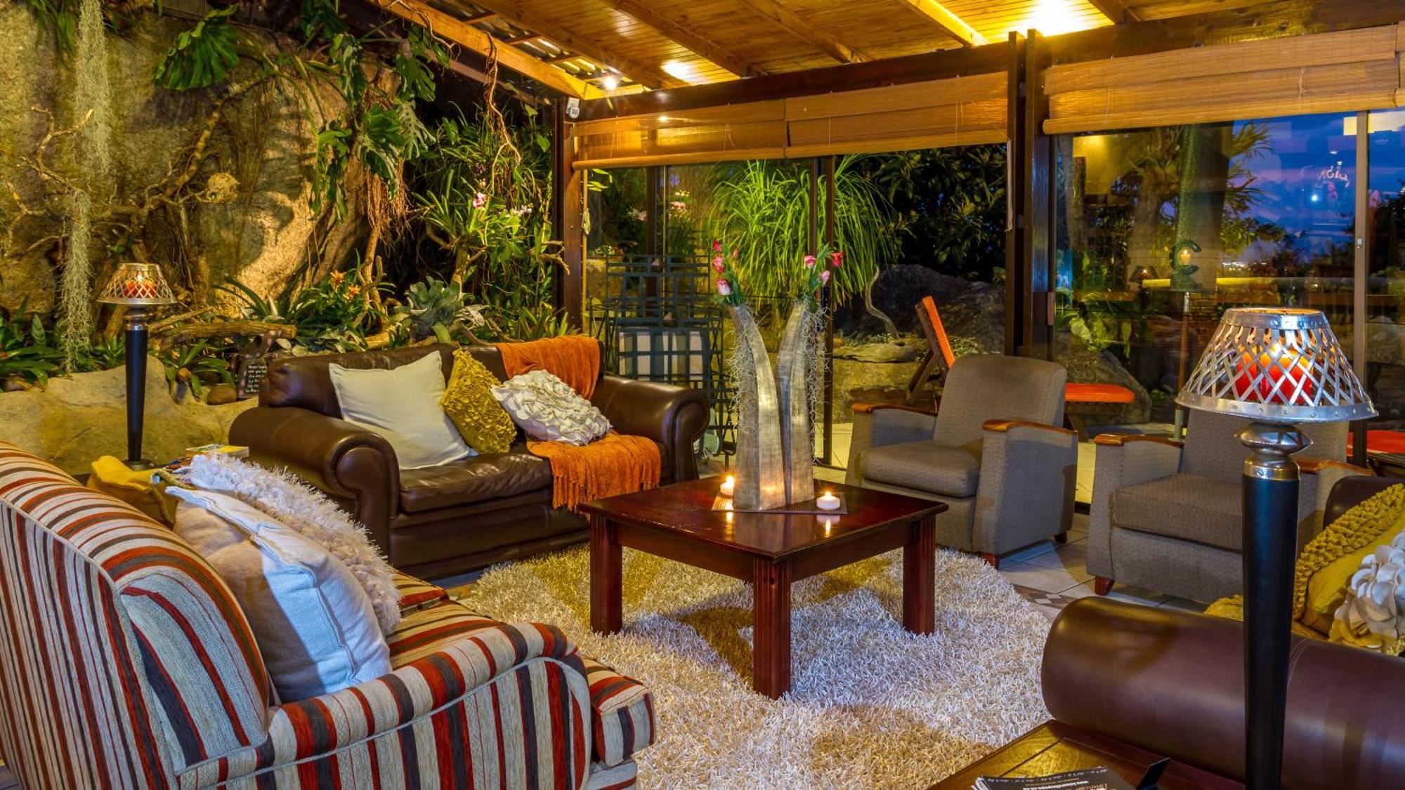 Joern'S Gaestehaus Mbombela Exterior photo